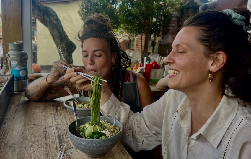 food tour noodles ubud