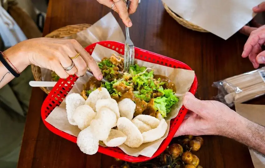 Denpasar Night Market Food Tour