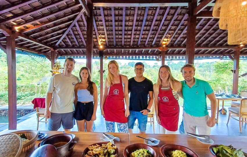Sidemen Cooking and Garden Tour